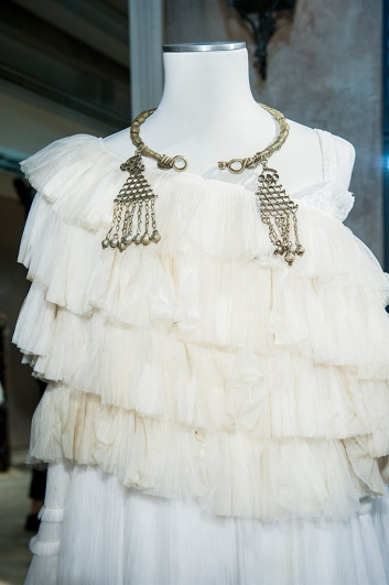 Fotoservizio/SS 2016/WOMEN/DONDUP/DP2/34