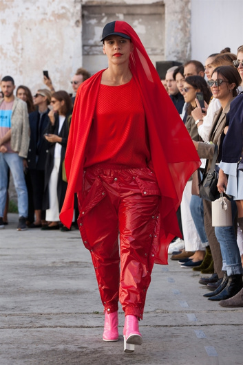 Fotoservizio/SS 2018/WOMEN/ERRORIST GUERRILLA SHOW - 15 YEARS OF MARIOS/DP2/7