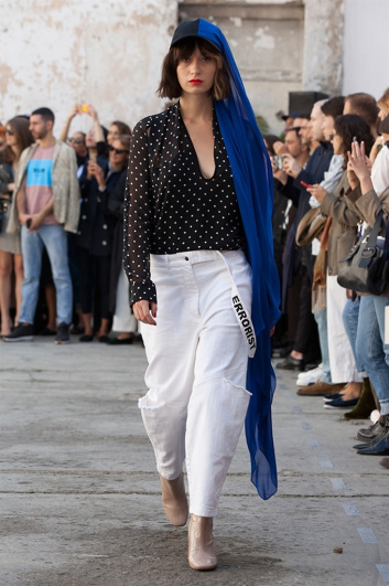 Fotoservizio/SS 2018/WOMEN/ERRORIST GUERRILLA SHOW - 15 YEARS OF MARIOS/DP2/16