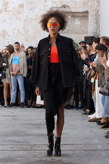 Fotoservizio/SS 2018/WOMEN/ERRORIST GUERRILLA SHOW - 15 YEARS OF MARIOS/DP2/18