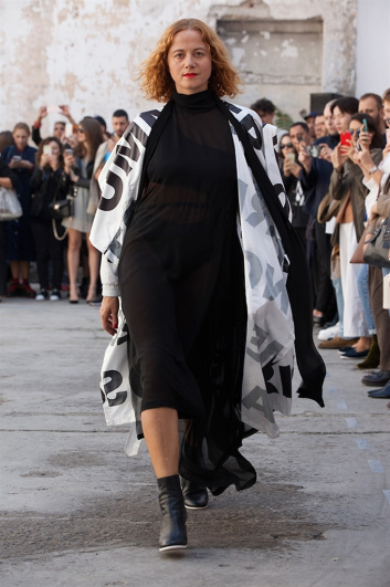 Fotoservizio/SS 2018/WOMEN/ERRORIST GUERRILLA SHOW - 15 YEARS OF MARIOS/DP2/10