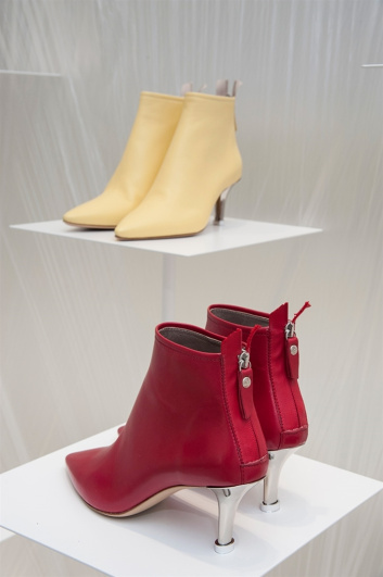 Fotoservizio/SS 2018/WOMEN/AGL ATTILIO GIUSTI LEOMBRUNI/DP2/0
