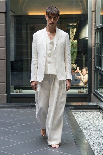 Fotoservizio/SS 2018/WOMEN/SARTORIAL MONK/DP2/3