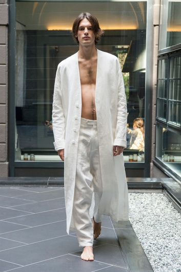 Fotoservizio/SS 2018/WOMEN/SARTORIAL MONK/DP2/1