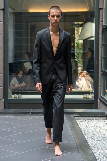 Fotoservizio/SS 2018/WOMEN/SARTORIAL MONK/DP2/20