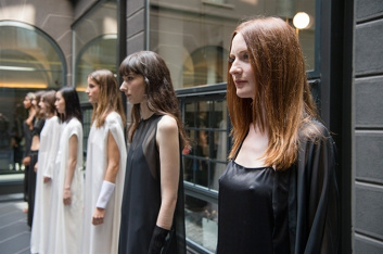 Fotoservizio/SS 2018/WOMEN/SARTORIAL MONK/DP2/32