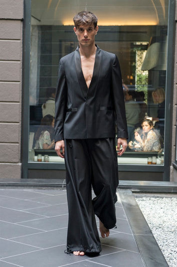 Fotoservizio/SS 2018/WOMEN/SARTORIAL MONK/DP2/28