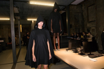 Fotoservizio/SS 2018/WOMEN/SERGIO ROSSI/DP2/46