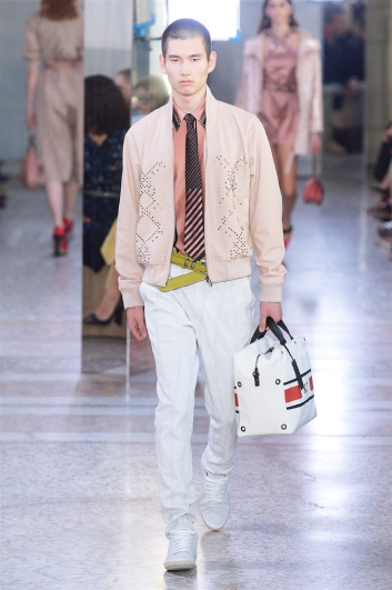 Fotoservizio/SS 2018/WOMEN/BOTTEGA VENETA/DP2/2