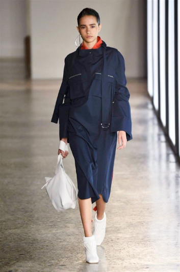 Fotoservizio/SS 2018/WOMEN/GABRIELE COLANGELO/DP2/1
