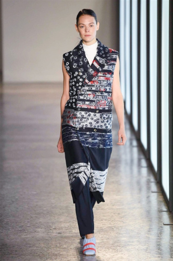 Fotoservizio/SS 2018/WOMEN/GABRIELE COLANGELO/DP2/0