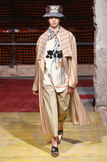 Fotoservizio/SS 2018/WOMEN/ANTONIO MARRAS/DP2/7