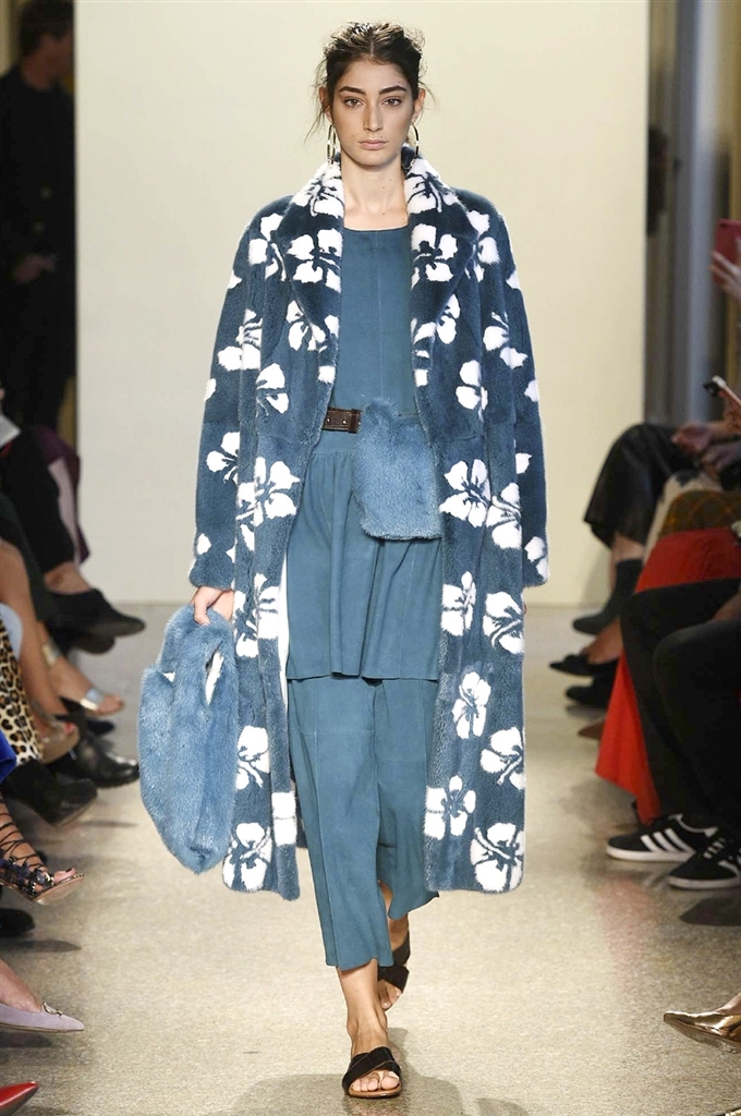 Fotoservizio/SS 2018/WOMEN/SIMONETTA RAVIZZA/DP2/2