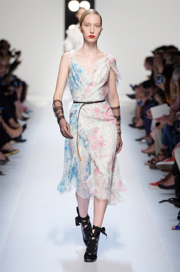 Fotoservizio/SS 2018/WOMEN/ERMANNO SCERVINO/DP2/1