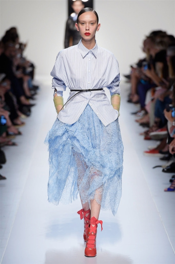 Fotoservizio/SS 2018/WOMEN/ERMANNO SCERVINO/DP2/4