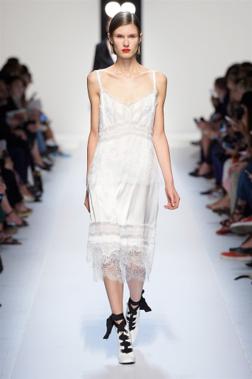 Fotoservizio/SS 2018/WOMEN/ERMANNO SCERVINO/DP2/7