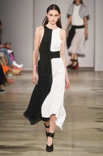 Fotoservizio/SS 2018/WOMEN/AQUILANO.RIMONDI/DP2/1