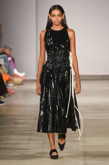 Fotoservizio/SS 2018/WOMEN/AQUILANO.RIMONDI/DP2/8