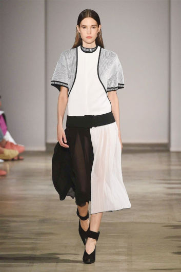 Fotoservizio/SS 2018/WOMEN/AQUILANO.RIMONDI/DP2/2