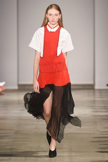 Fotoservizio/SS 2018/WOMEN/AQUILANO.RIMONDI/DP2/4