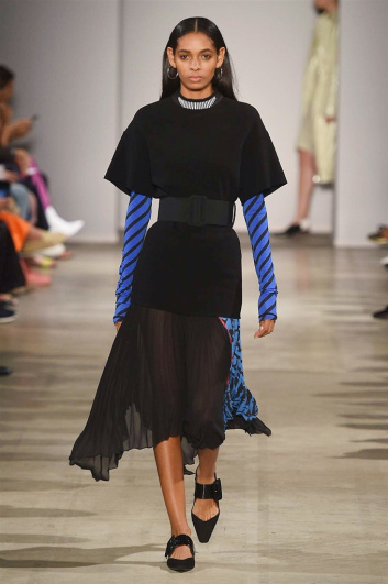 Fotoservizio/SS 2018/WOMEN/AQUILANO.RIMONDI/DP2/3
