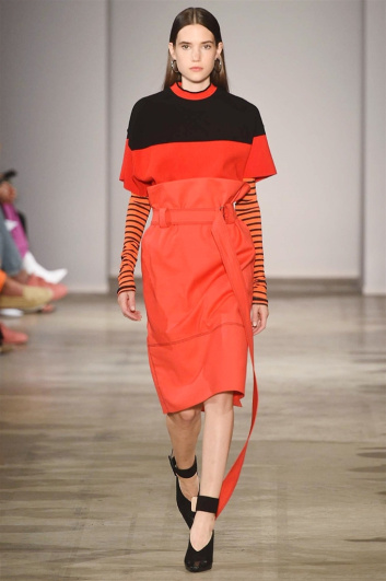Fotoservizio/SS 2018/WOMEN/AQUILANO.RIMONDI/DP2/11