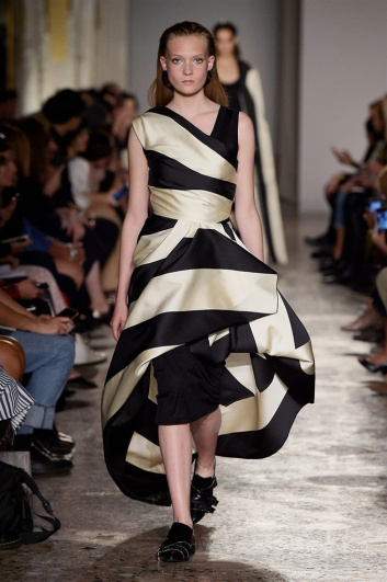 Fotoservizio/SS 2018/WOMEN/ALBINO TEODORO/DP2/3