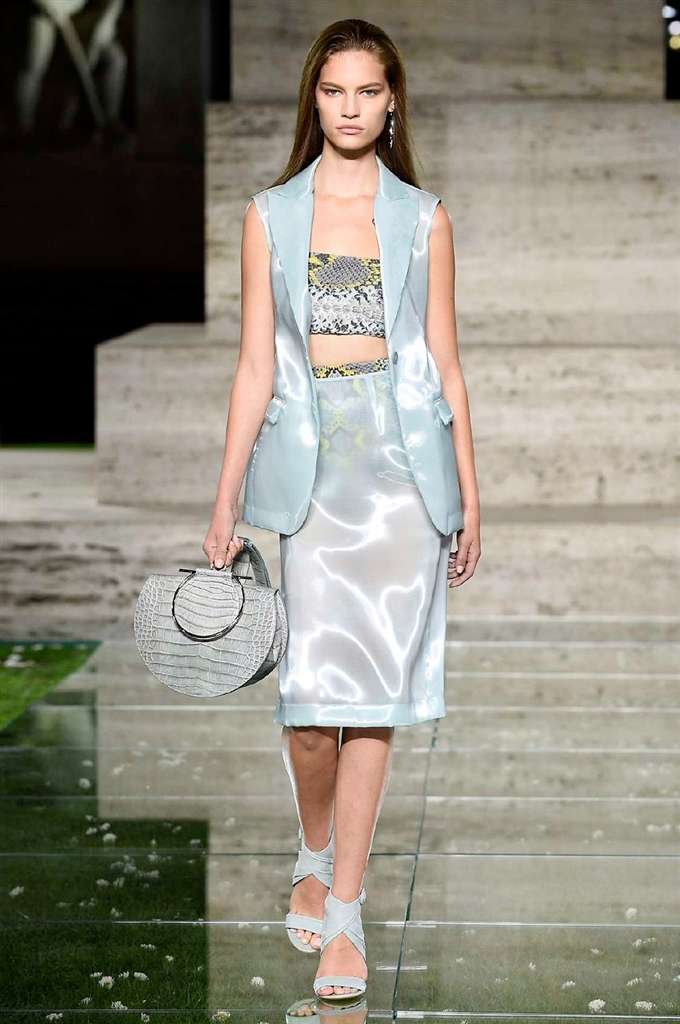 Fotoservizio/SS 2018/WOMEN/SALVATORE FERRAGAMO/DP2/1