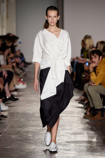 Fotoservizio/SS 2018/WOMEN/ALBINO TEODORO/DP2/7