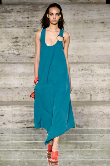 Fotoservizio/SS 2018/WOMEN/SALVATORE FERRAGAMO/DP2/1