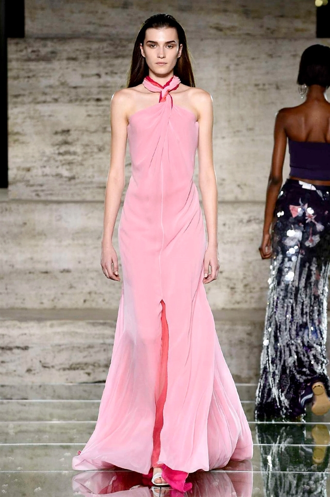 Fotoservizio/SS 2018/WOMEN/SALVATORE FERRAGAMO/DP2/2
