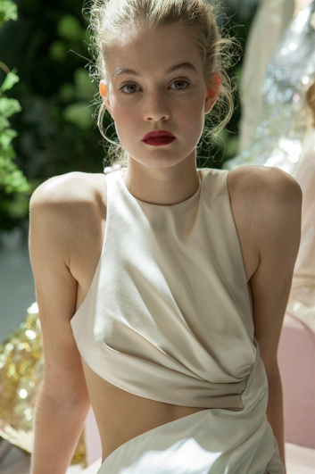 Fotoservizio/SS 2018/WOMEN/AUGUST GETTY/DP2/18