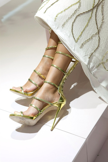 Fotoservizio/SS 2018/WOMEN/AUGUST GETTY/DP2/14