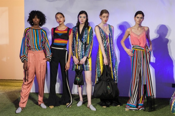 Fotoservizio/SS 2018/WOMEN/BEATRICE B/DP2/32