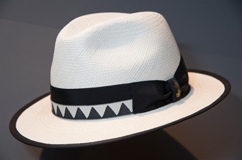 Fotoservizio/SS 2018/WOMEN/BORSALINO/DP2/18