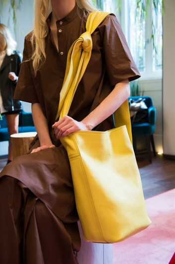 Fotoservizio/SS 2018/WOMEN/ELENA GHISELLINI/DP2/2
