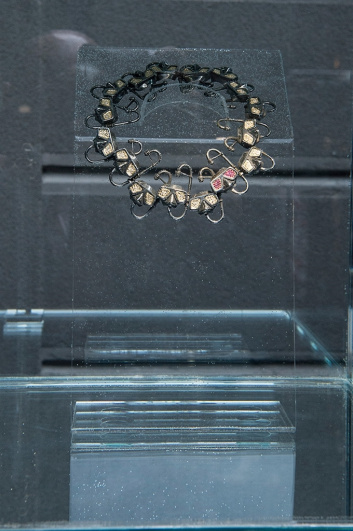 Fotoservizio/SS 2018/WOMEN/GIANNI DE BENEDITTIS PER FUTUROREMOTO GIOIELLI/DP2/5