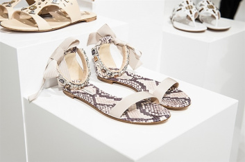 Fotoservizio/SS 2016/WOMEN/CASADEI/DP2/44