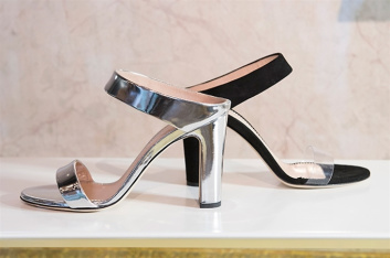 Fotoservizio/SS 2018/WOMEN/GIUSEPPE ZANOTTI/DP2/33
