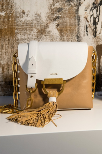 Fotoservizio/SS 2018/WOMEN/LAURAFED/DP2/8