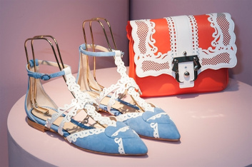 Fotoservizio/SS 2018/WOMEN/PAULA CADEMARTORI/DP2/20