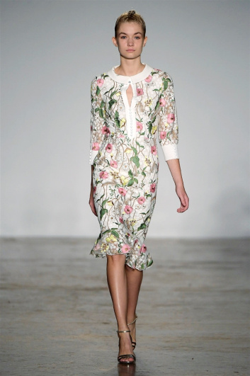 Fotoservizio/SS 2018/WOMEN/PICCIONE.PICCIONE/DP2/2
