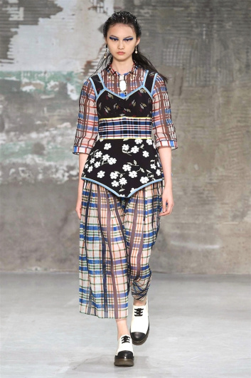 Fotoservizio/SS 2018/WOMEN/MARNI/DP2/1