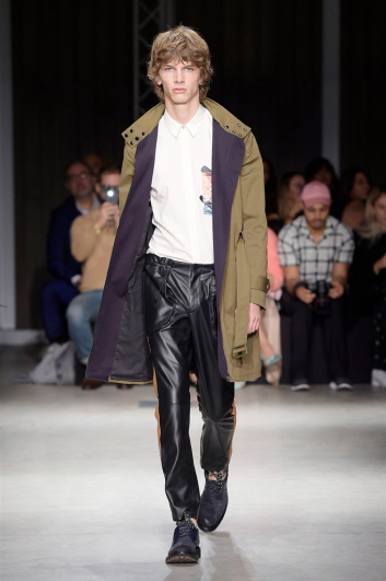 Fotoservizio/SS 2018/WOMEN/TRUSSARDI/DP2/0