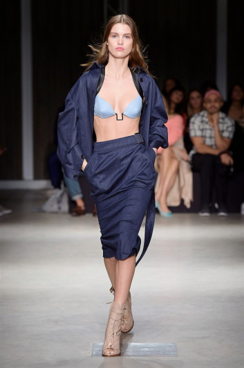 Fotoservizio/SS 2018/WOMEN/TRUSSARDI/DP2/4