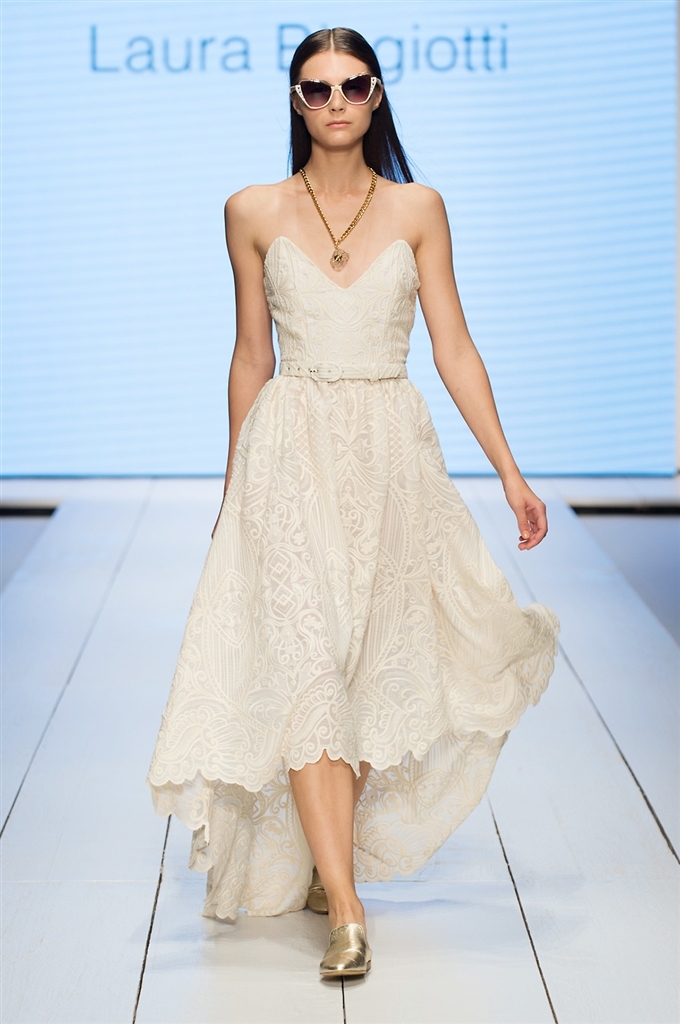 Fotoservizio/SS 2018/WOMEN/LAURA BIAGIOTTI/DP2/13