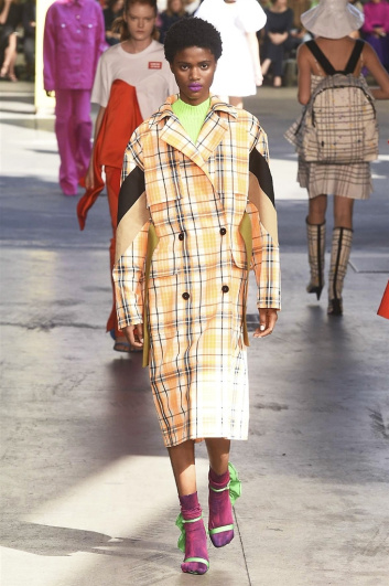 Fotoservizio/SS 2018/WOMEN/MSGM/DP2/19