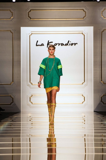 Fotoservizio/SS 2016/WOMEN/LA KORADIOR/DP2/15
