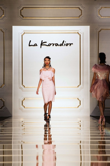 Fotoservizio/SS 2016/WOMEN/LA KORADIOR/DP2/39