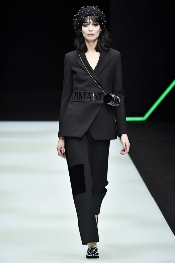 Fotoservizio/FW 18-19/WOMEN/EMPORIO ARMANI/DP2/8